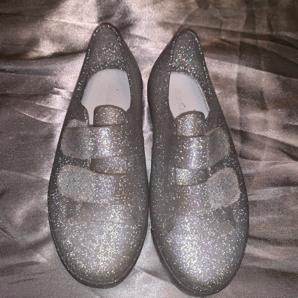 Size 10 Velcro jellies